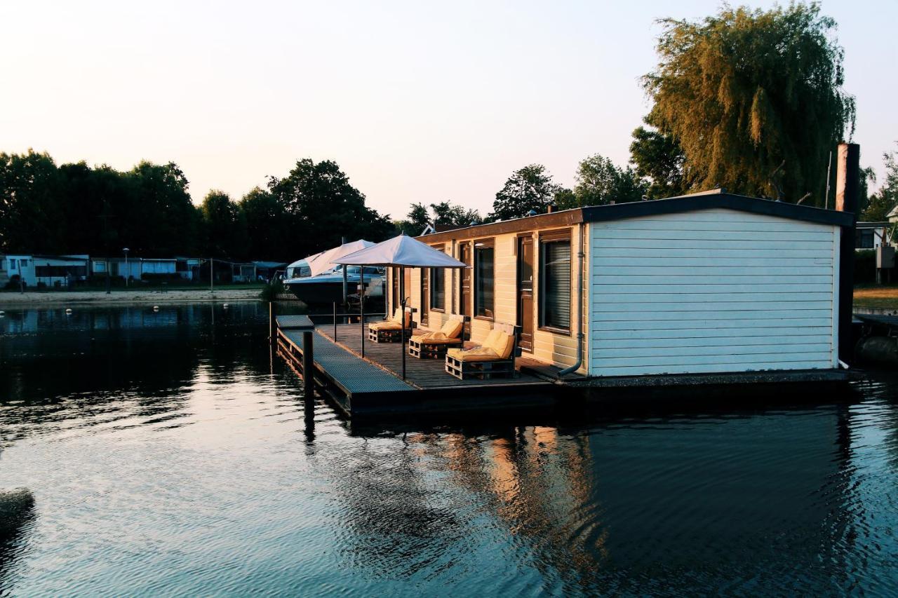 Floatel - De Schans Alphen Benedeneind Exterior photo